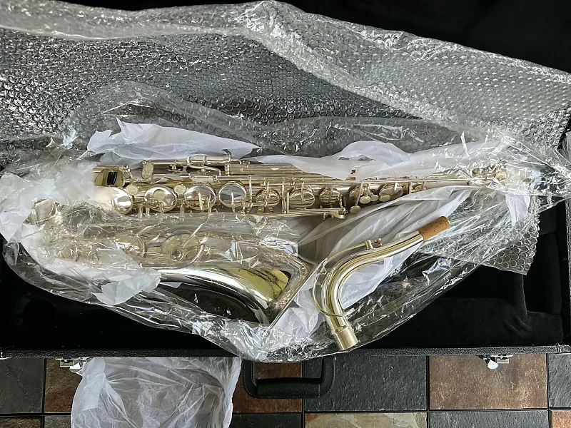 Monique SILVER PLATE Tenor Saxophone NOS!